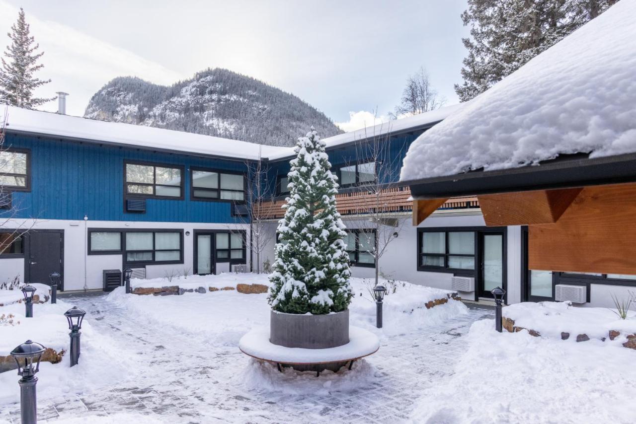 The Dorothy Motel Banff Exterior photo
